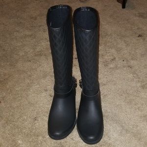 Guess boots